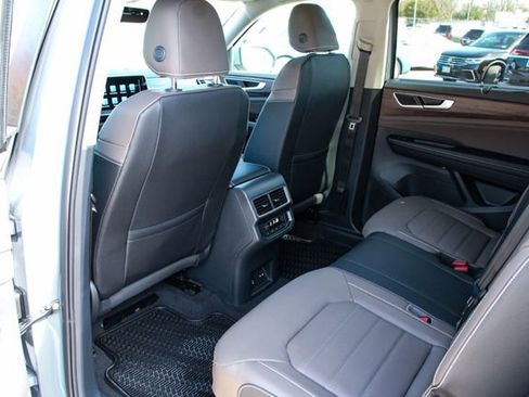 New 2026 Volkswagen Atlas SEL image 29