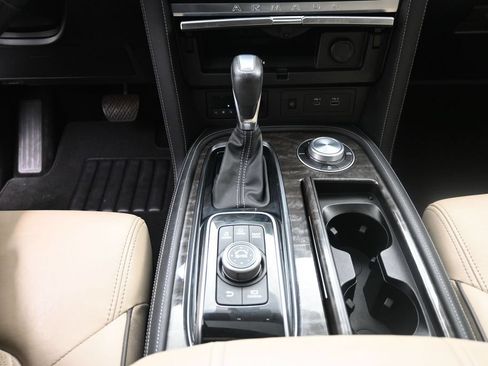Used 2023 Nissan Armada Platinum w/ Captain's Chairs Package AWD/4WD image 13