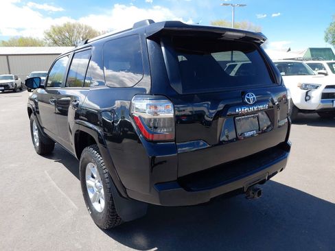 Certified 2022 Toyota 4Runner SR5 Premium AWD/4WD image 7