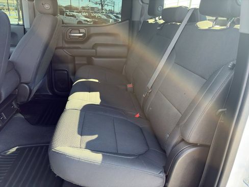 Used 2020 Chevrolet Silverado 1500 Custom Trail Boss w/ Custom Convenience Package image 15
