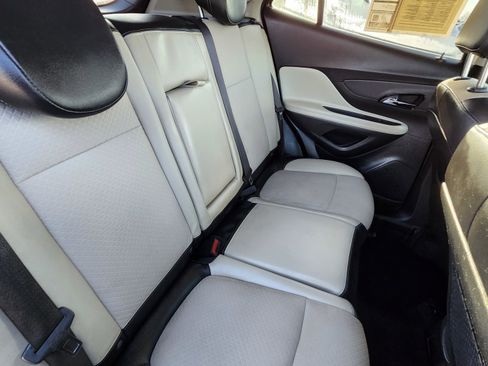 Used 2019 Buick Encore Preferred image 18