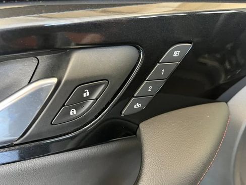 Used 2021 Chevrolet Blazer RS w/ Enhanced Convenience Package AWD/4WD image 35