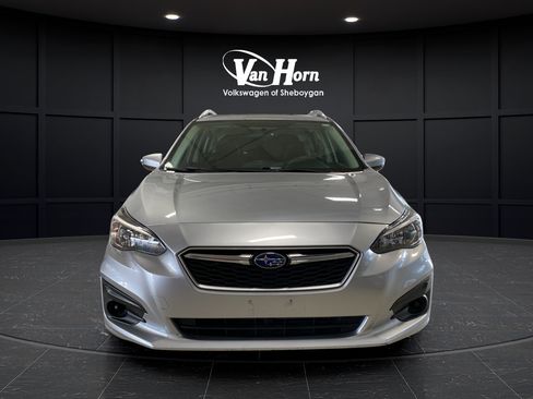 Used 2019 Subaru Impreza 2.0i Premium AWD/4WD image 2