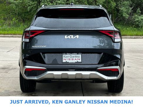 Used 2023 Kia Sportage SX FWD image 4