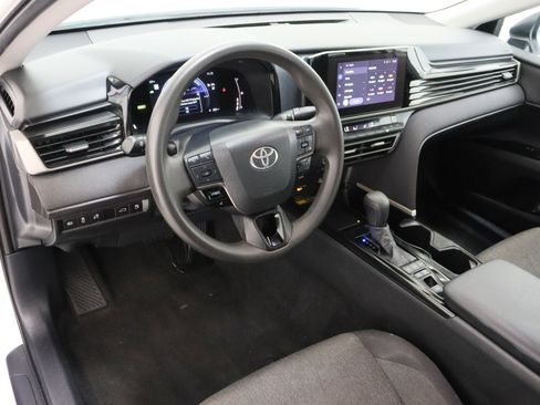 Certified 2025 Toyota Camry LE FWD image 13