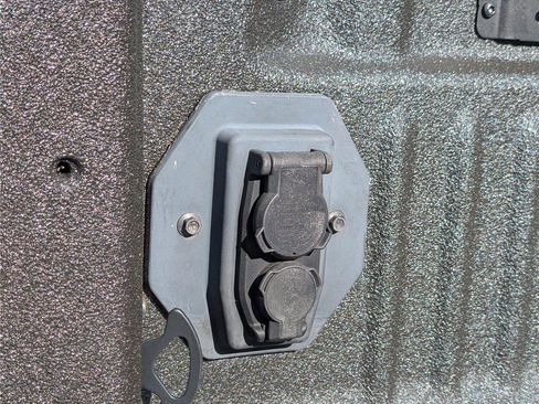 Used 2021 Ford F350 Platinum image 16