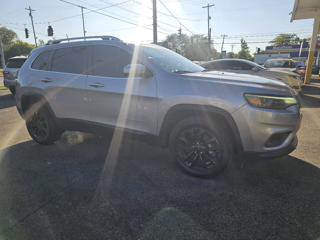 Used 2019 Jeep Cherokee Latitude w/ Popular Appearance Group AWD/4WD image 13
