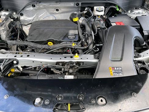 Used 2024 Chevrolet Trax ACTIV w/ Driver Confidence Package FWD image 28