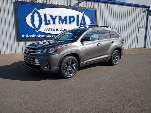Used 2018 Toyota Highlander Limited Platinum AWD/4WD image 1