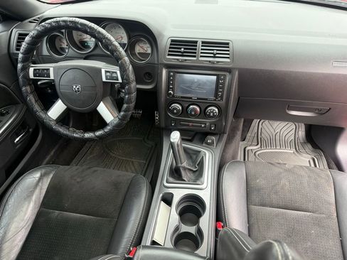 Used 2010 Dodge Challenger SRT8 w/ SRT Option Group II image 36