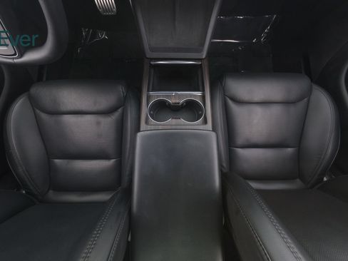 Used 2023 Tesla Model S AWD/4WD image 27