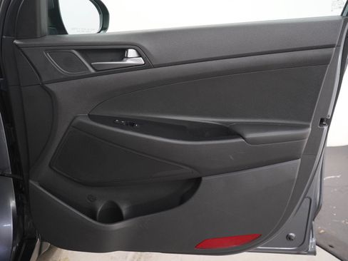 Used 2017 Hyundai Tucson SE w/ Cargo Package FWD image 11