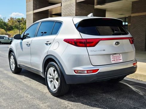 Used 2019 Kia Sportage LX image 8