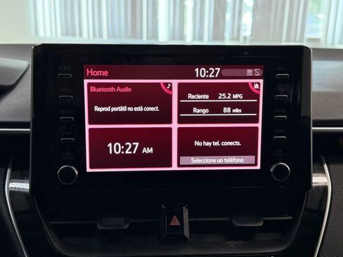 Used 2020 Toyota Corolla LE FWD image 32