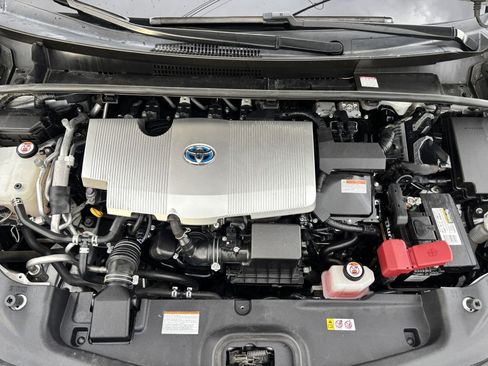 Used 2018 Toyota Prius Prime Plus image 24
