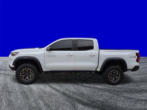 Used 2023 Chevrolet Colorado ZR2 w/ ZR2 Convenience Package III image 7