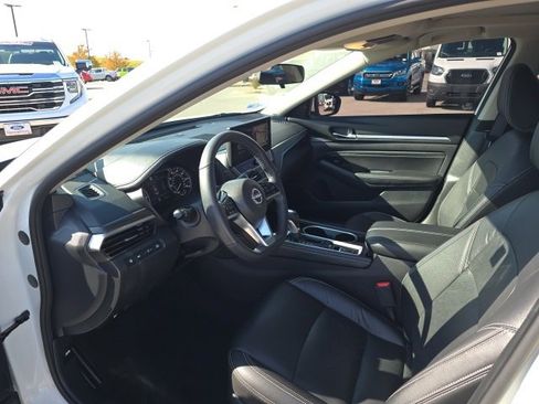 Used 2023 Nissan Altima 2.5 SL image 10