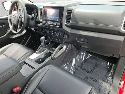 Certified 2024 Nissan Frontier SL w/ Technology Package AWD/4WD image 27