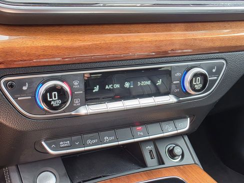 Used 2021 Audi Q5 Premium Plus image 39