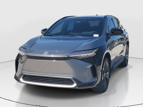 Used 2023 Toyota bZ4X Limited w/ Weather Package image 4