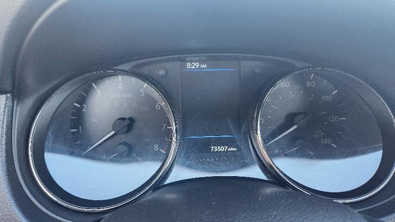 Used 2022 Nissan Rogue Sport S FWD image 12