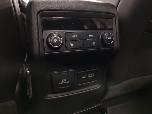 Used 2021 GMC Acadia SLT w/ Premium Package AWD/4WD image 21