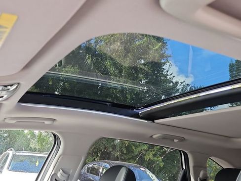 New 2026 Kia Sorento EX w/ EX Premium Package FWD image 30