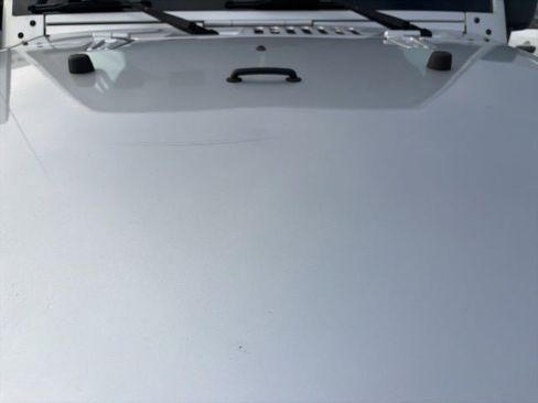 Used 2011 Jeep Wrangler Unlimited Sport image 5