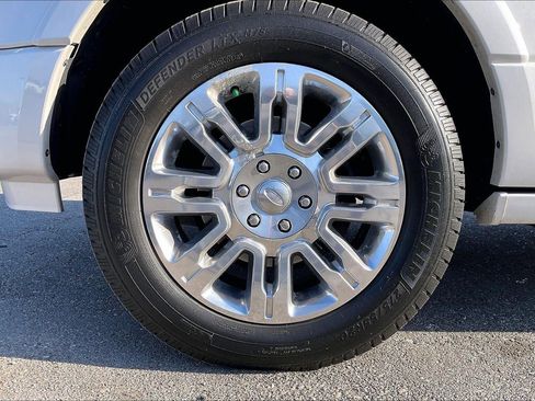 Used 2012 Ford Expedition Limited image 9