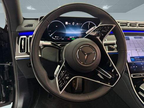 New 2026 Mercedes-Benz S 580e 4MATIC Sedan image 13