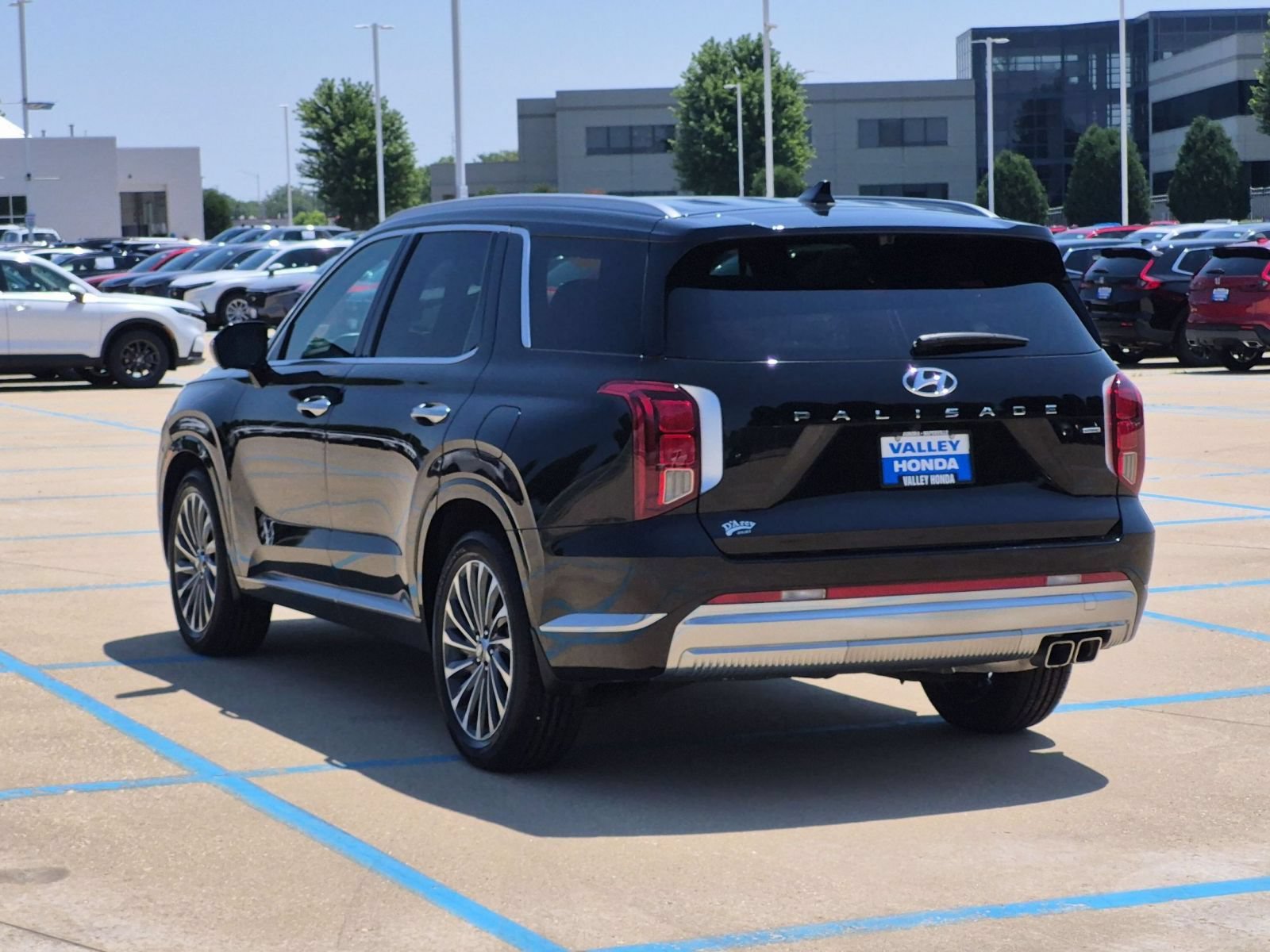 Used 2024 Hyundai Palisade Calligraphy AWD/4WD image 8