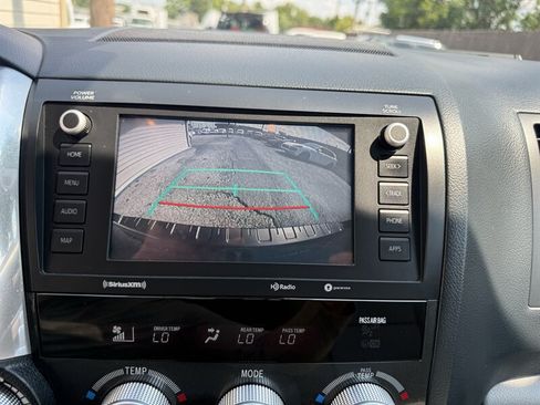 Used 2021 Toyota Sequoia Limited AWD/4WD image 19