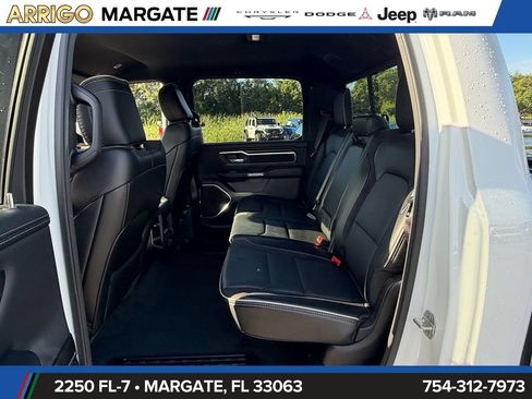 Used 2024 RAM 1500 Laramie AWD/4WD image 7