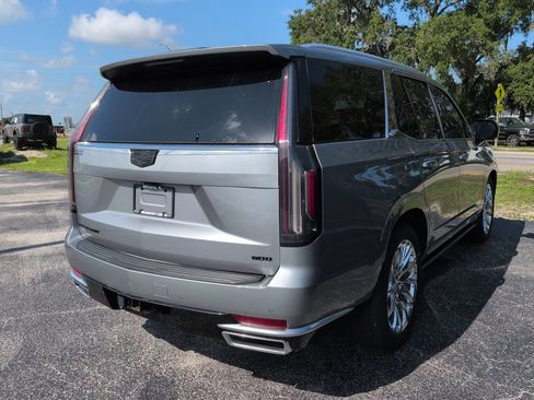 Used 2023 Cadillac Escalade Premium Luxury w/ LPO, Radiant Package RWD image 3