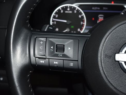 Used 2025 Nissan Pathfinder SV AWD/4WD image 7