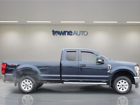 Used 2022 Ford F250 XL w/ STX Appearance Package image 7