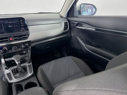 Certified 2026 Kia Seltos LX AWD/4WD image 22