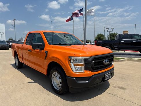 Used 2022 Ford F150 XL w/ Equipment Group 101A High RWD image 8
