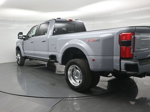 New 2026 Ford F450 Platinum w/ Platinum Plus Package AWD/4WD image 25