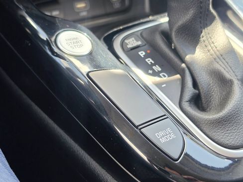 Certified 2024 Kia Soul S FWD image 22