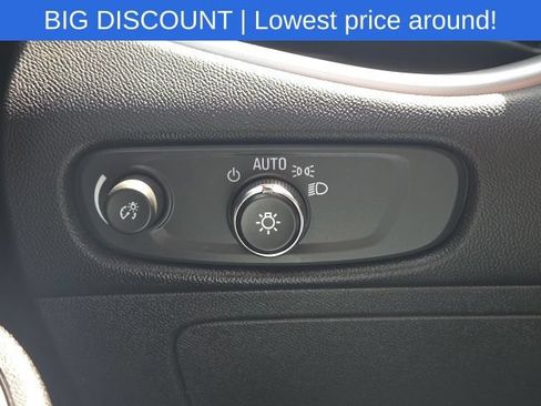 Used 2023 Chevrolet Malibu LT FWD image 25