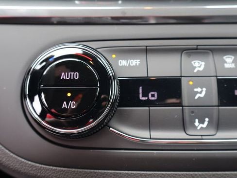 New 2026 Buick Envista Sport Touring FWD image 23