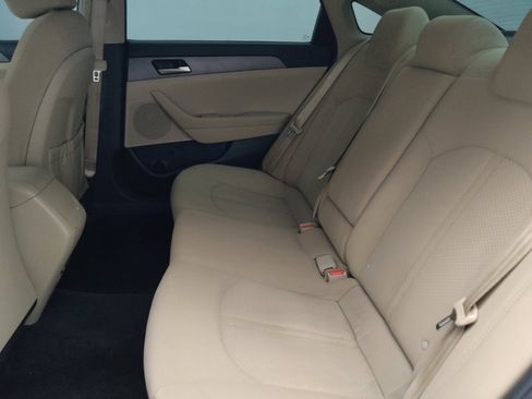 Used 2018 Hyundai Sonata SE FWD image 18