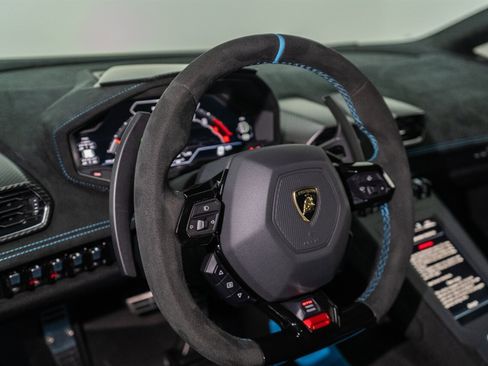 Used 2023 Lamborghini Huracan STO image 97