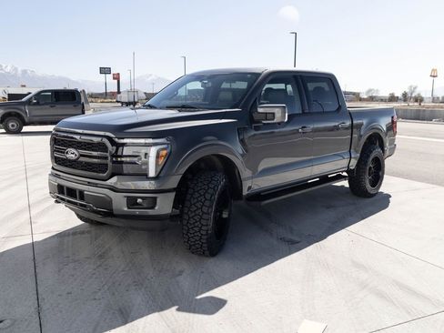 Used 2025 Ford F150 Lariat image 3
