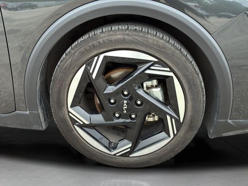 Certified 2025 Kia K4 EX FWD image 30
