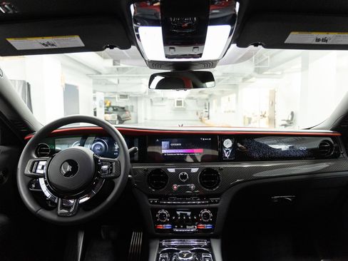 Used 2025 Rolls-Royce Ghost Black Badge image 60