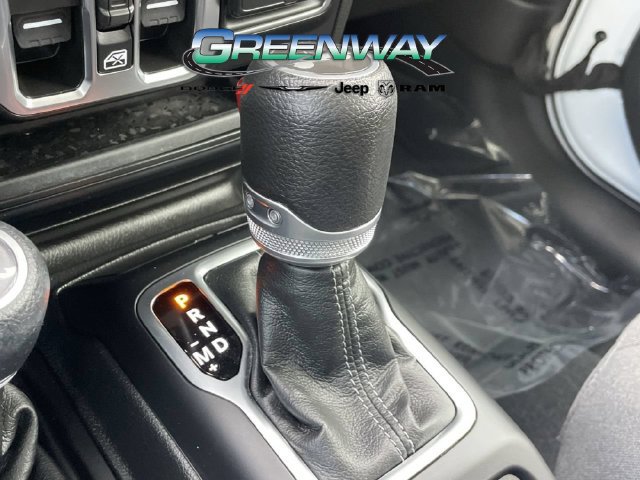 Used 2024 Jeep Wrangler Unlimited Sport AWD/4WD image 25