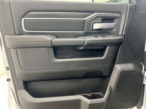 New 2026 RAM 3500 Big Horn AWD/4WD image 16