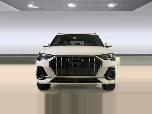 Used 2024 Audi Q3 2.0T Premium Plus w/ Premium Plus Package AWD/4WD image 6